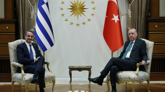 Turkish, Greek leaders voice desire to resolve issues after talks
