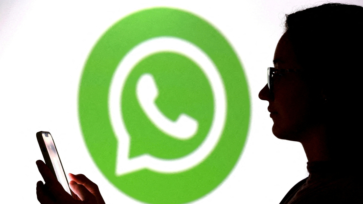 Russia fully blocks WhatsApp and promotes state-backed MAX alternative