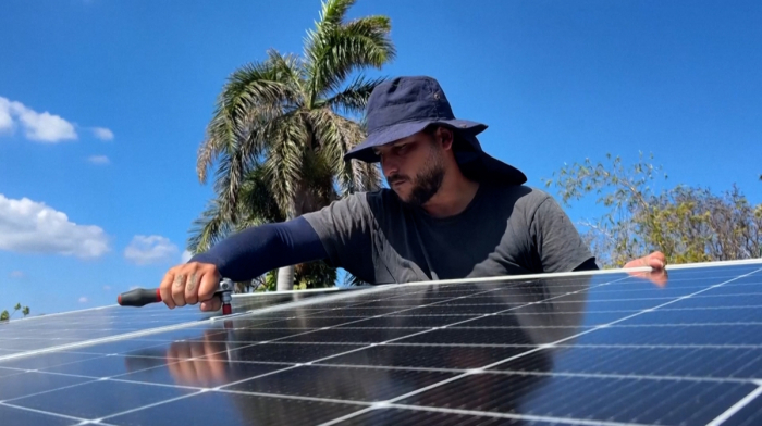 Cubans adopt solar energy as blackouts and fuel shortages deepen crisis