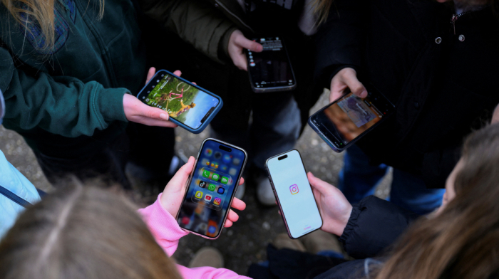 Germany's ruling party backs social media curbs for children