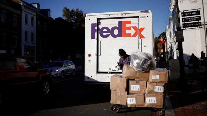 FedEx sues for Trump tariff refund after Supreme Court ruling