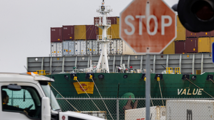 U.S. President Trump’s 10% global tariffs take effect after court blocks broader plan