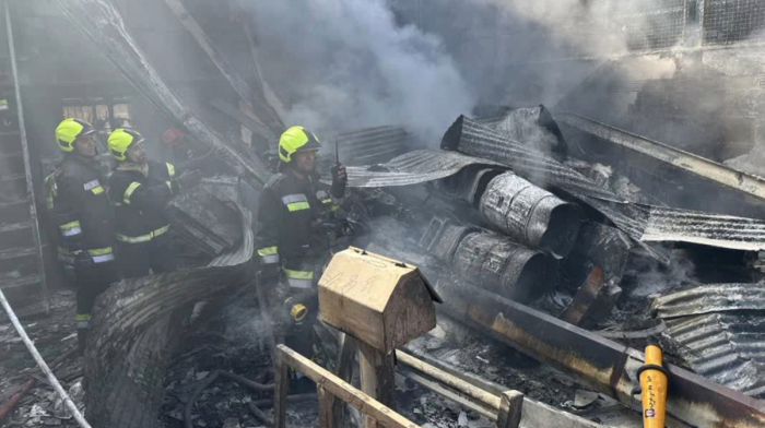 Iranian army helicopter crashes into fruit market killing four, in Isfahan province