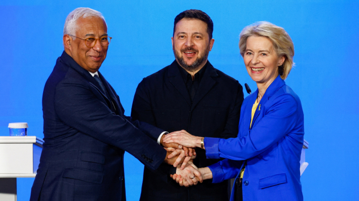 Ukraine ready for fast-track EU membership as EU pledges €200bn support