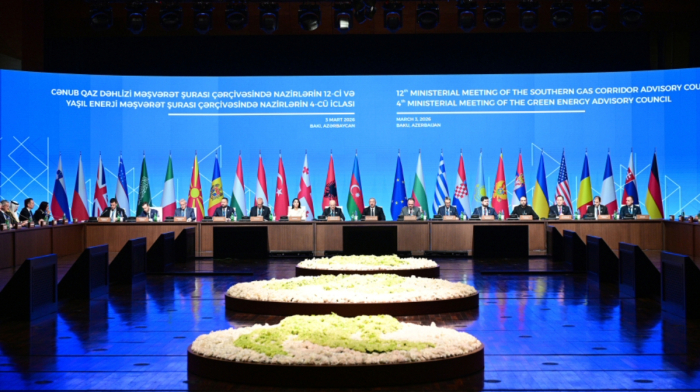 Aliyev highlights Azerbaijan’s gas exports and renewable ambitions at energy council meeting