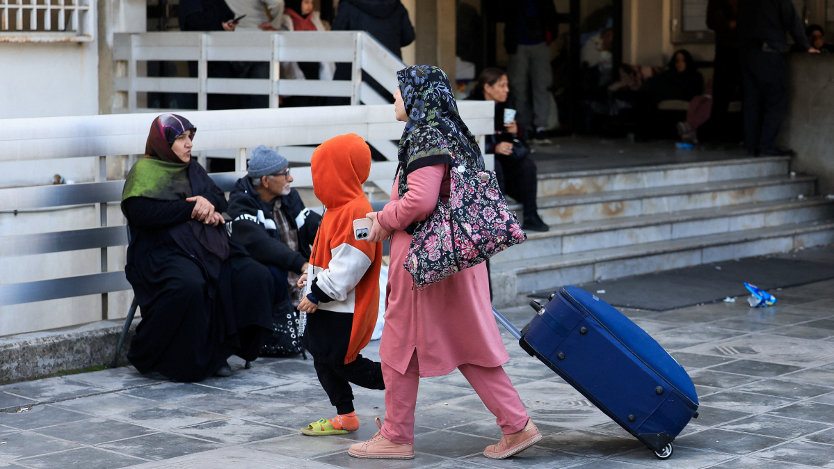 UN agencies report 30,000 displaced in Lebanon shelters