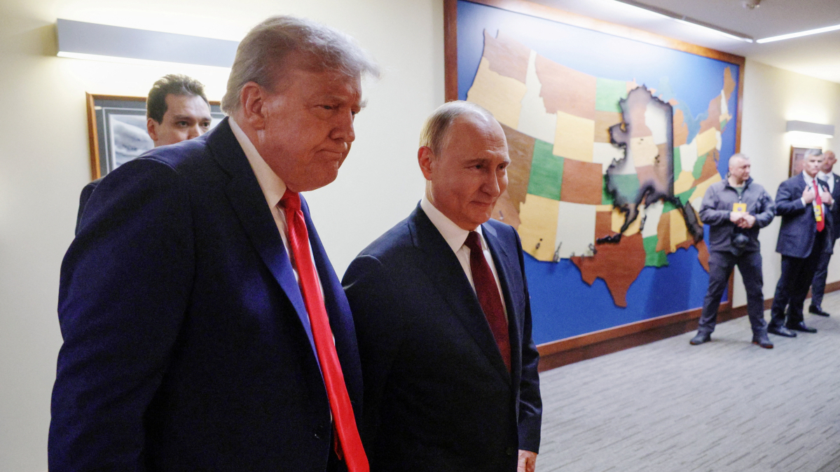 Trump hails 'very good' phone call with Putin amid Iran tensions