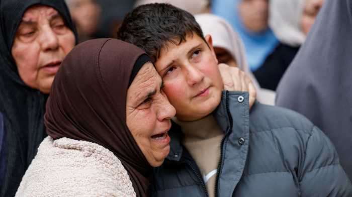 Israeli forces reportedly kill Palestinian family of four in West Bank