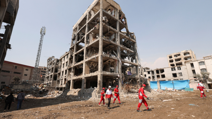 U.S. deploying thousands more Marines, Sailors to Middle East - Latest on Middle East crisis