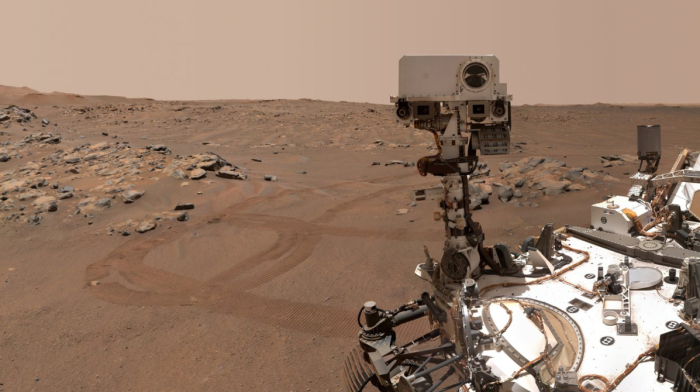 NASA's new discovery suggests Mars might have had flowing waters