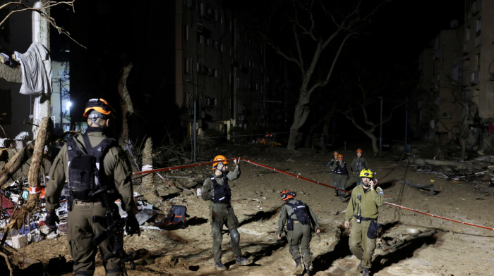 Trump warns of strikes on Iran’s power plants if Strait of Hormuz stays closed - Latest on Middle East crisis