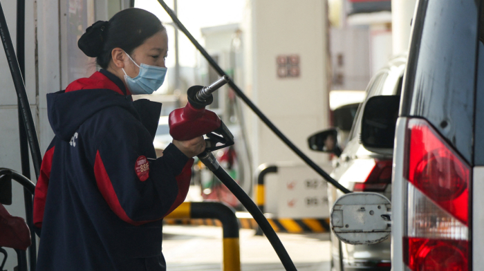 China raise fuel prices to counter global oil surge and stabilise domestic market