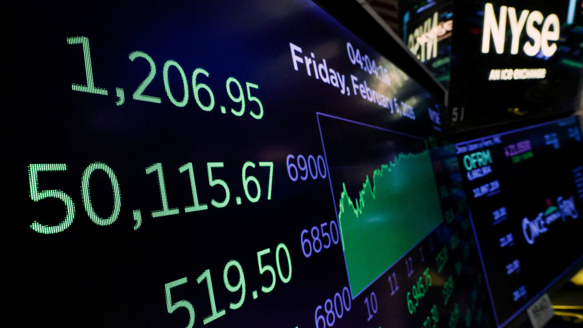 $500 million oil bets placed minutes before Trump delays Iran strikes, prices plunge