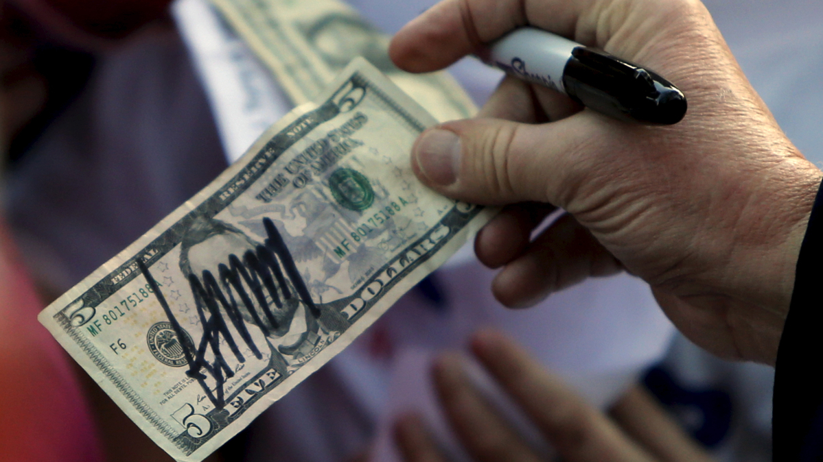 Trump's signature to be on U.S. dollar bills, a first for a sitting president