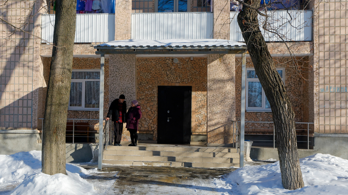 Russia claims full control of Ukraine’s Luhansk region