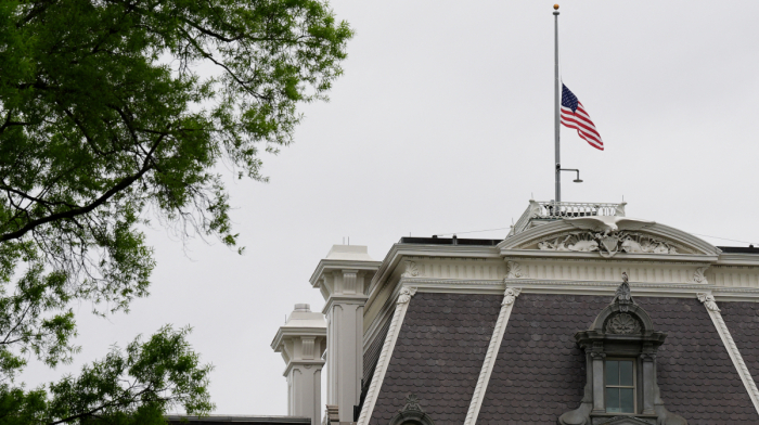 'I'm such a king I can't get a ballroom approved', jokes Trump after judge orders halt to White House project