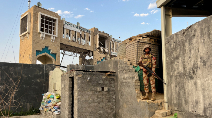 Afghanistan and Pakistan hold talks in China as Beijing seeks to ease rising tensions