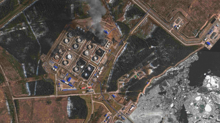 Fuel tank struck in Russia’s Primorsk as NORSI refinery catches fire after drone attacks