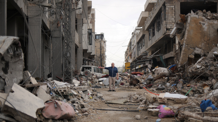 Trump threatens Iran's power plants and bridges in expletive-ridden statement - Middle East conflict on 5 April