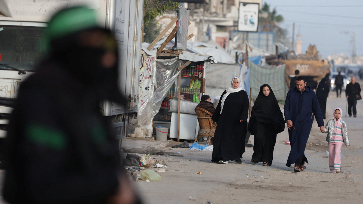 Hamas rejects disarmament calls as tensions rise over fragile Gaza ceasefire talks