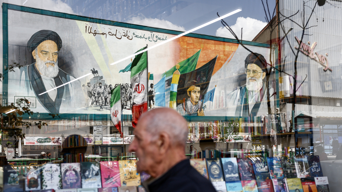 Iran, U.S. receive 'Islamabad Accord' to end hostilities that could be implemented Monday, a source says