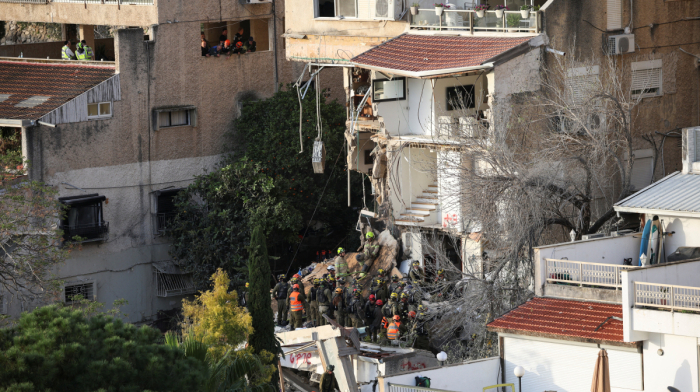 Iran's state media report Tehran rejects ceasefire deal, wants 'permanent end to the conflict' - Monday, 6 April