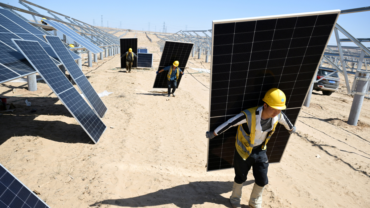 China launches vast solar power project in Xizang to boost renewable energy capacity