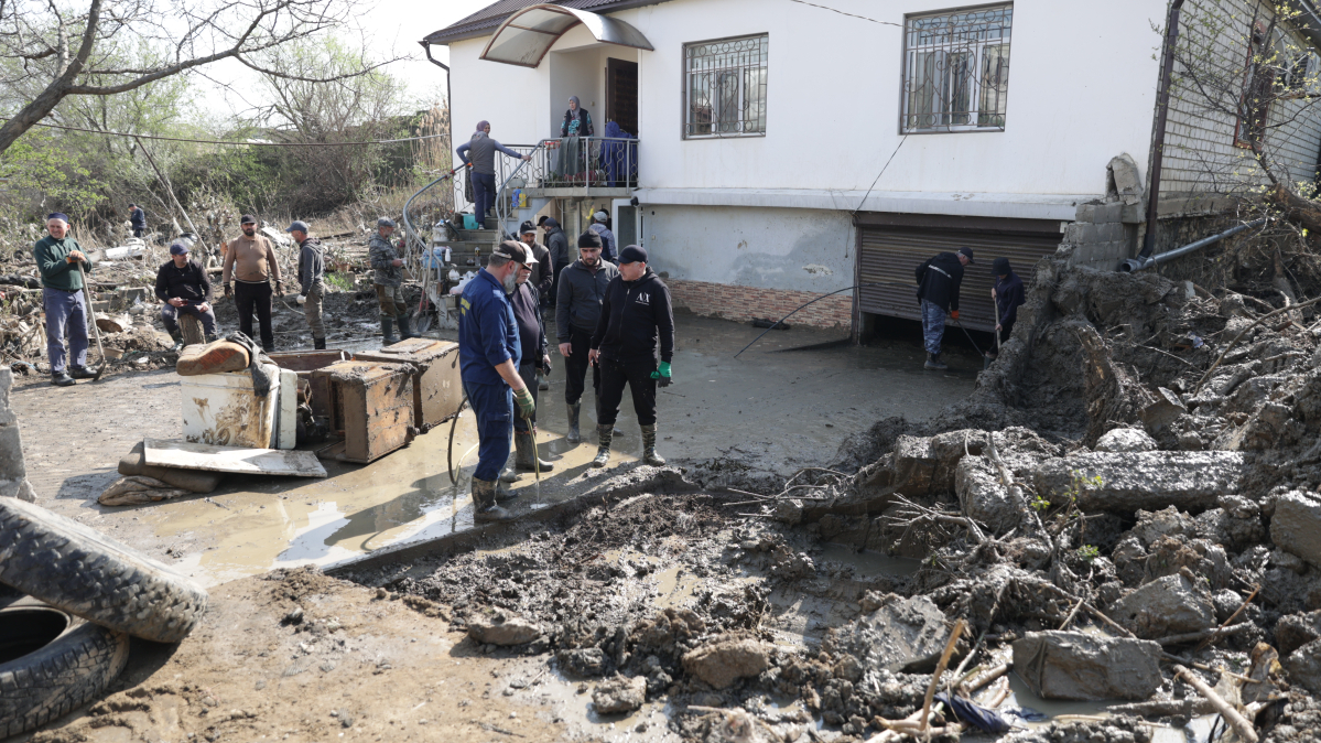 At least six dead as severe flooding devastates Russia’s Dagestan after weeks of heavy rain