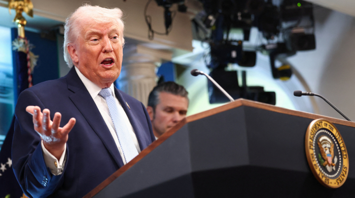 Trump: U.S. military to stay around Iran; threatens action if Tehran fails to comply with ceasefire deal