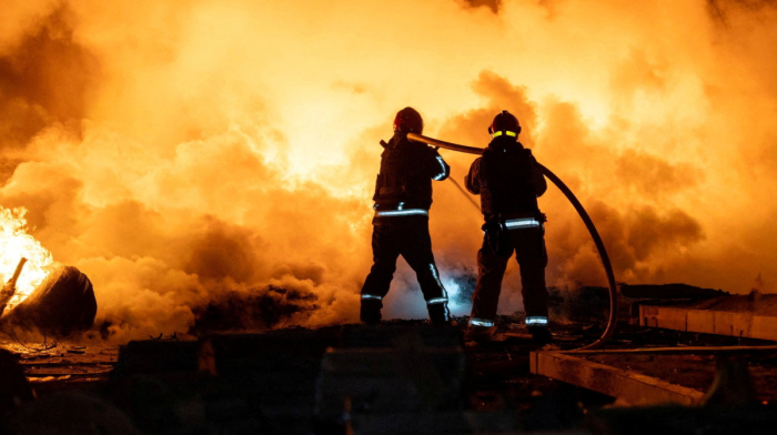 Russia and Ukraine accuse each other of violating Orthodox Easter ceasefire
