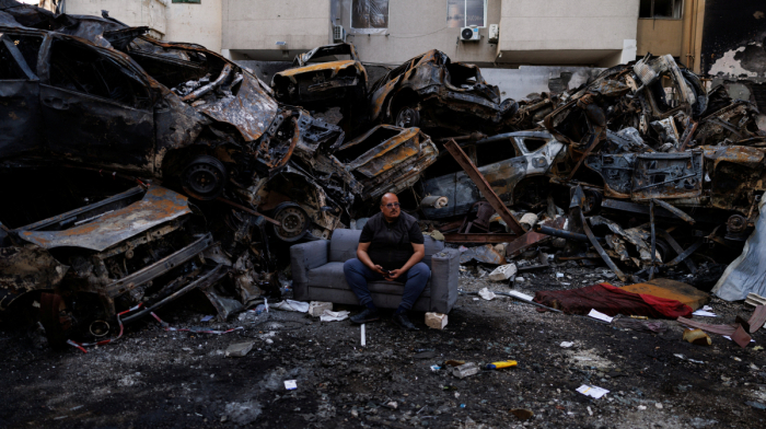 More peace talks likely 'this week' as U.S. completes first day of Iran blockade - Wednesday 15 April