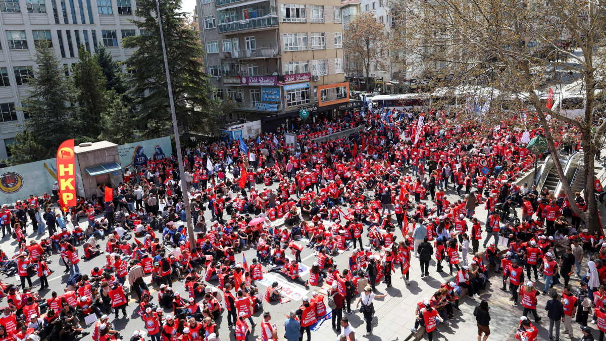 Türkiye calls for action following fatal school shooting