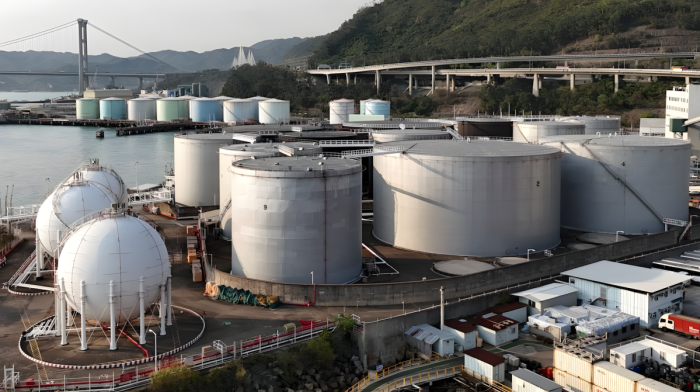 China accelerates energy diversification as global oil crisis deepens