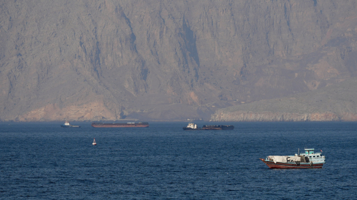 Ships attacked as Iran closes Strait of Hormuz again - Middle East conflict on 18 April