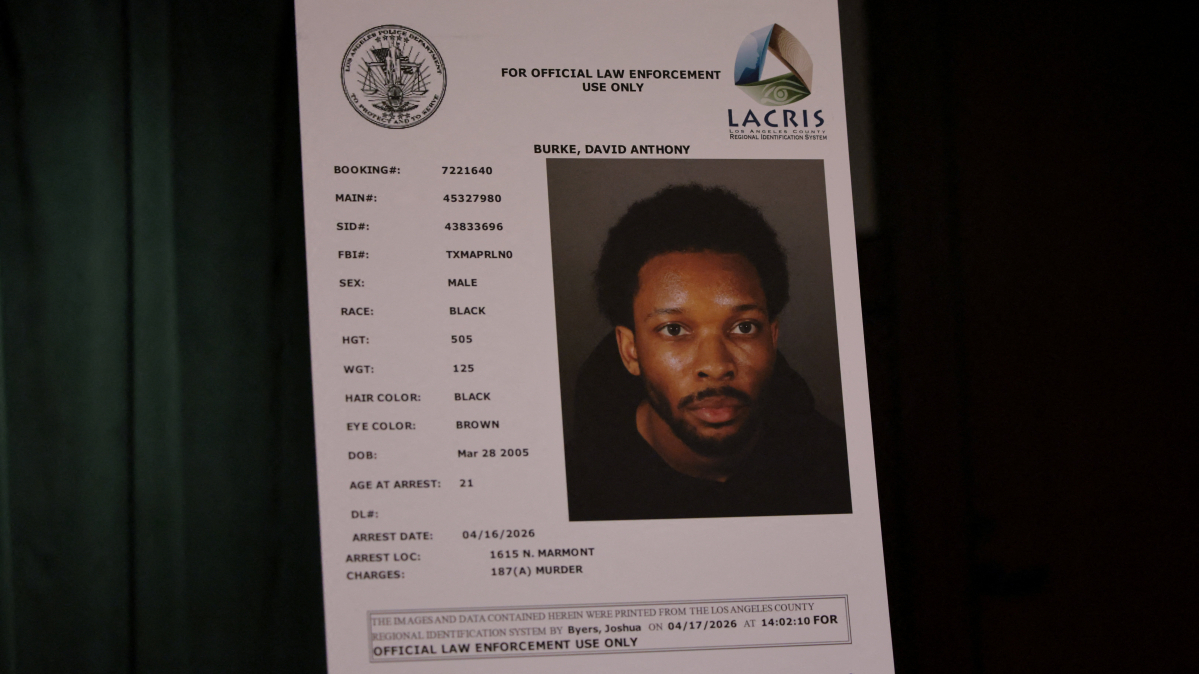 Singer D4vd charged with murder of missing teen girl found in abandoned Tesla