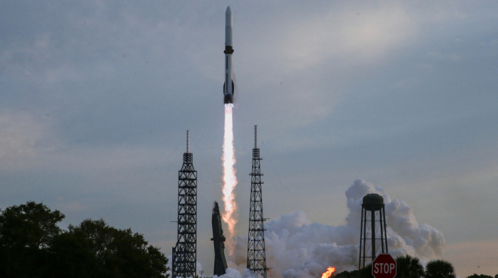 Bezoz's Blue Origin rocket grounded by U.S. aviation regulator pending investigation after satellite deployment failure