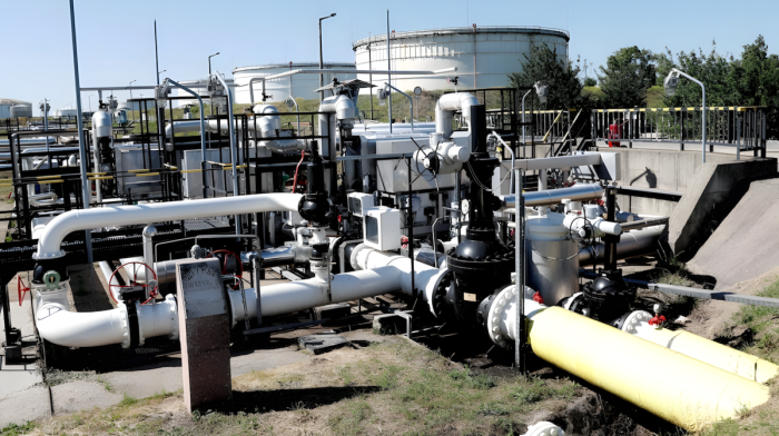 Ukraine set to resume Druzhba oil transit as EU €90bn aid decision looms