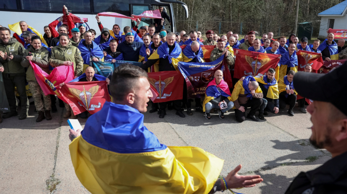 Russia and Ukraine swap prisoners as Kyiv claims strongest frontline in a year