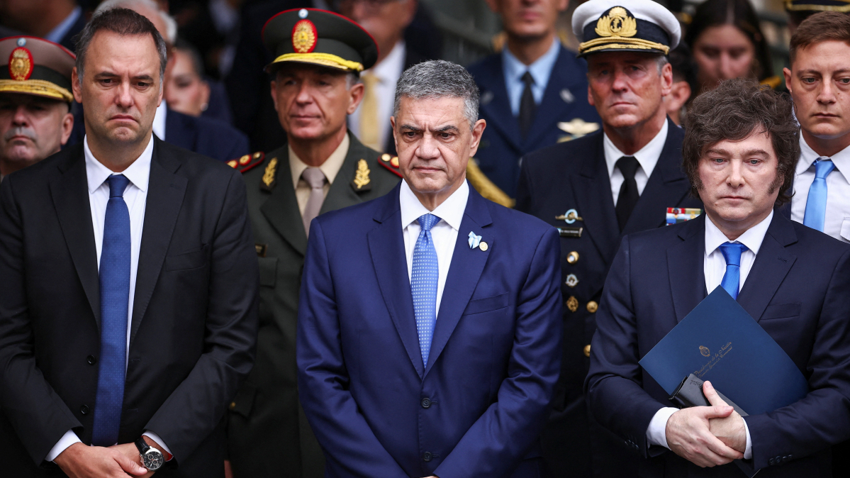 Argentina urges Falklands talks after Pentagon email signals possible U.S. policy shift