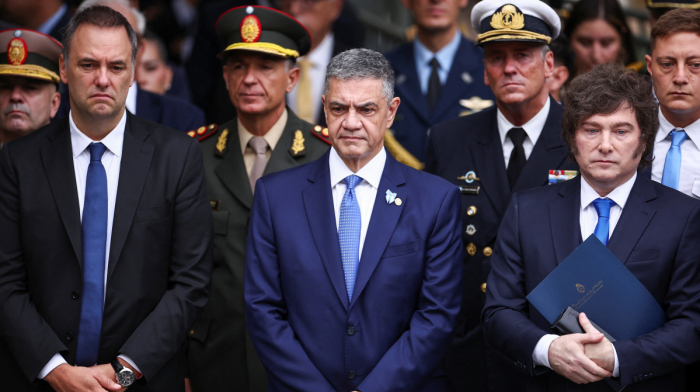 Argentina urges Falklands talks after Pentagon email signals possible U.S. policy shift