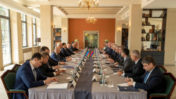 Azerbaijan delegation visits Armenia for border talks amid regional shifts