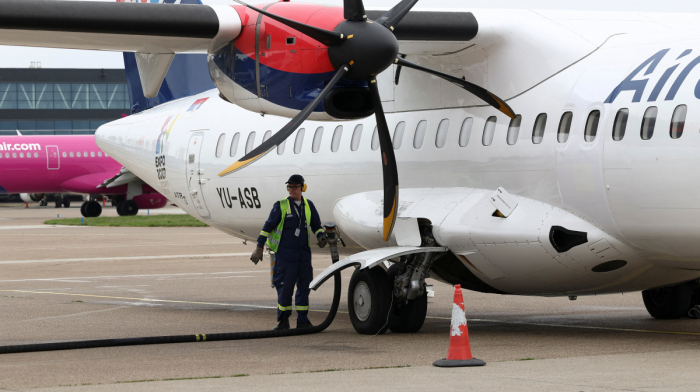 Iran war and jet fuel concerns cloud airlines’ summer holiday plans