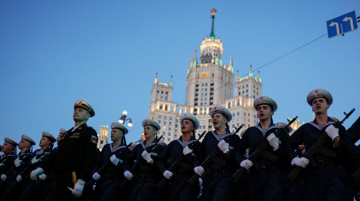Russia and Ukraine announce separate ceasefires ahead of Victory Day