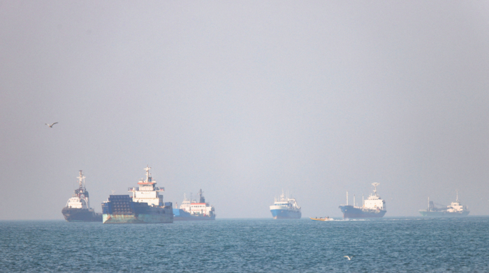 Iran says U.S. demands hinder response as Strait of Hormuz tensions escalate