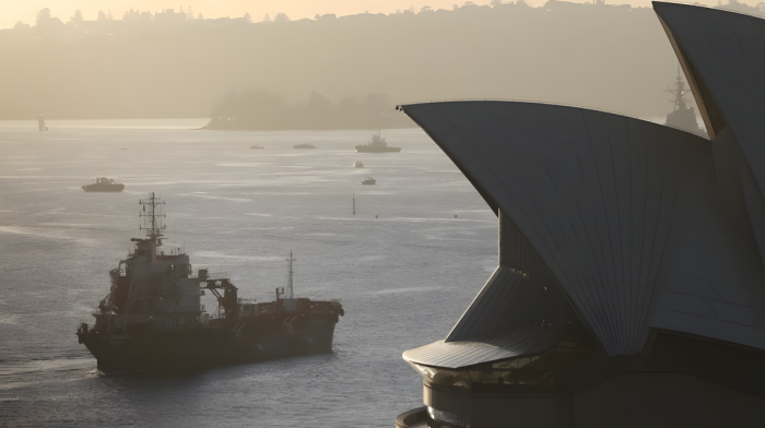 Australia to build 1bn-litre fuel reserve to boost energy security