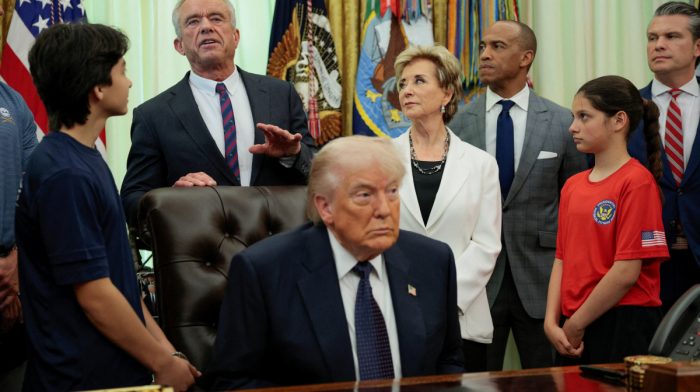 President Trump warns of intensified attacks if no deal is reached - Middle East conflict on 6 May