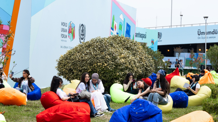 Fourth day of WUF13 showcases low-carbon building, affordable housing in the Global South and smart cities