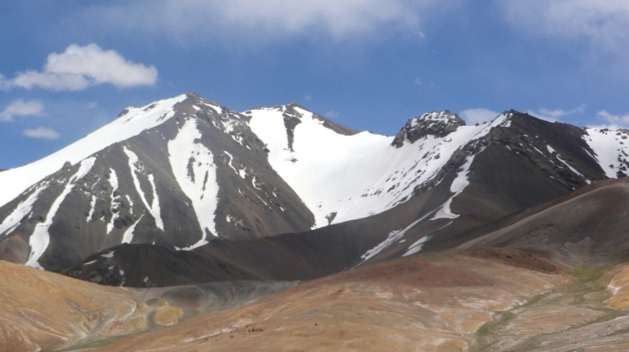 Tajik scientists warn of alarming glacier melt in Pamir Mountains