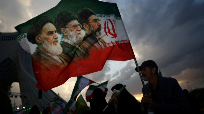 Trump says he is ready to wait a few days for the 'right answer' on Iran deal