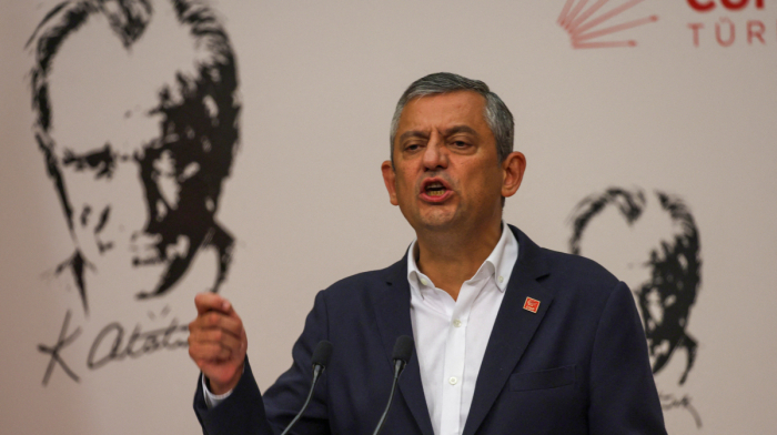 Turkish court removes opposition leader Özel citing procedural irregularities